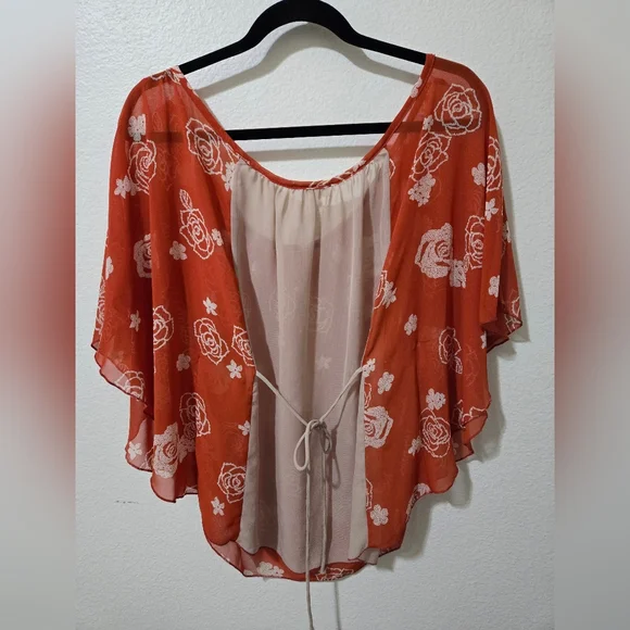 January 7 Sheer Boho Top Orange Beige & White Florals Batwing Sleeves Size Large - Picture 6 of 6